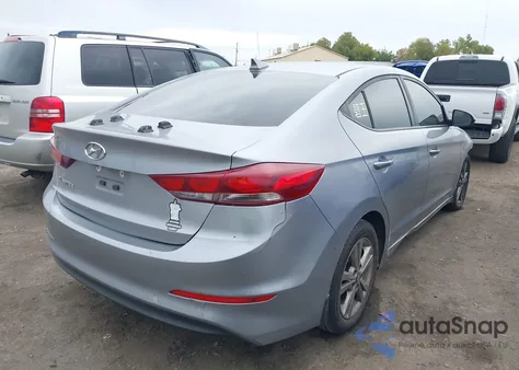 2017 Hyundai Elantra Se z USA, uszkodzony, nr VIN 5NPD84LF8HH071754